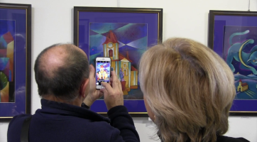 Jan Botek představuje v galerii Jiřího Konečného pastely a fotky