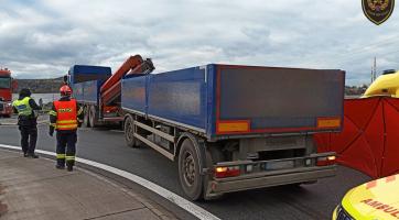 Tragédie u Napajedel: čtyřiasedmdesátiletý cyklista nepřežil srážku s nákladním vozidlem