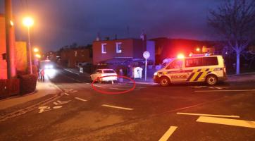 Na Podvesné vběhl chlapec přímo pod kola vozidla. Skončil v nemocnici