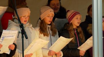 Adventní zpívání v Ostrožské Nové Vsi přineslo letos tři novinky