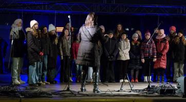 Na tradiční akci Česko zpívá koledy podruhé zpívali i Broďané
