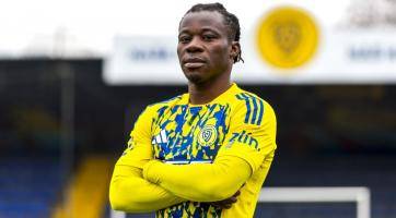 Nigerijský útočník uspěl na zkoušce a stal se ševcem 