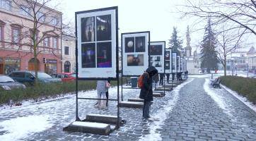 Studentské ohlédnutí nabízí fotografie z prostředí věznice