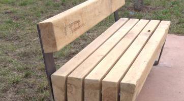 Část tornádového dřeva se vrací do Bažantnice