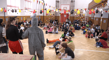 Základní škola Integra pořádala v Sokolovně tradiční karneval