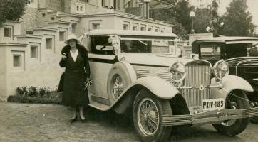 Nová výstava provoní lázeňské město benzínem