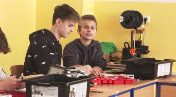 Žáci se od září dočkají třídy s rozšířenou výukou informatiky