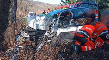 Řidič u Malenovic nezvládl předjížděcí manévr, na místě zemřel