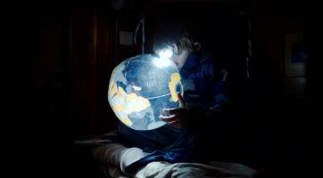 Jeden svět bude letos o demokracii i plavbě kolem světa