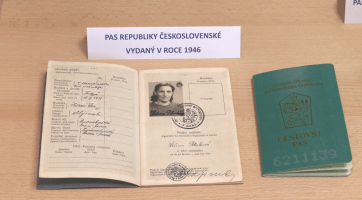 Žáci se na otrokovické radnici seznámili s vývojem dokladů