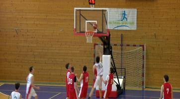 Basketbaloví junioři Vsetína porazili doma Kroměříž 81:49 