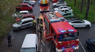 Při požáru bytu v Uherském Hradišti se muž nadýchal kouře. Skončil v nemocnici