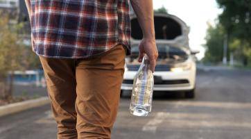 Muž řídil během Velikonoc opilý hned dvakrát. Pokaždé jel v jiném vozidle