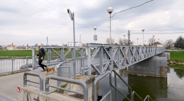 Lidé se opět vydali na turistický pochod za krásami mostů