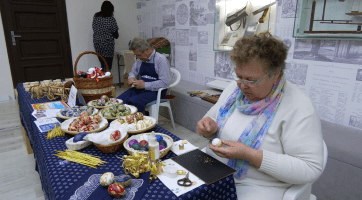 V muzeu se zdobily kraslice, pekli beránci a perníčky a pletly korbáče