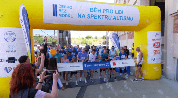 Běžci ve Zlíně podpořili lidi s poruchou autistického spektra