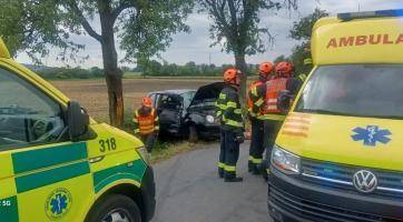 Při nehodě u Roštění se zranily dvě mladé ženy