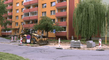 Chodník v ulici Nádražní prochází rekonstrukcí