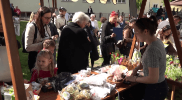 MŠ Komenského pozvala rodiče na Bylinkové odpoledne