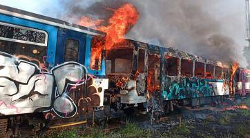 Ve Valašském Meziříčí hořely odstavené vagóny
