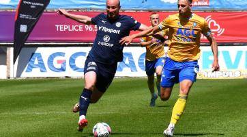 Slovácko prohrálo v Teplicích a před Duklou má jen tříbodový náskok 