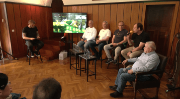 Hokejové legendy se v Baťově vile sešly u čaje