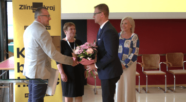 Šest obcí získalo certifikát za podporu rodinného života