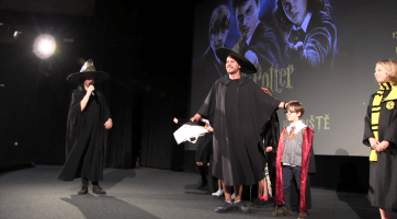 Víkend s Harrym Potterem přilákal do kina nadšence v kostýmech 