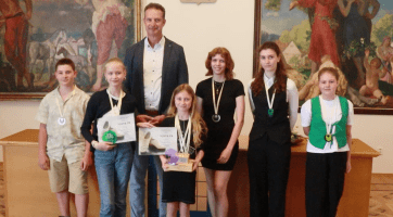 Starosta Hodonína přijal úspěšné členy tanečního klubu Black and White