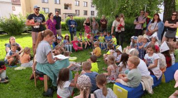 U knihovny zase svítí Hradišťské sluníčko