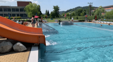 Letní sezóna na koupališti ve Vsetíně odstartovala