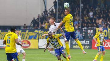 Fotbalové derby skončilo dělbou bodů 