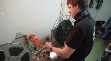 Kino Vatra se rozloučilo s analogovými promítačkami