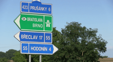 Oprava povrchu silnice u Hodonína omezí provoz na Břeclav