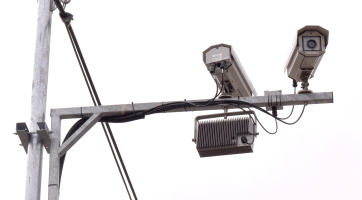 Řidiči, nohu z plynu! Na frekventované silnici v Otrokovicích přibudou nové radary