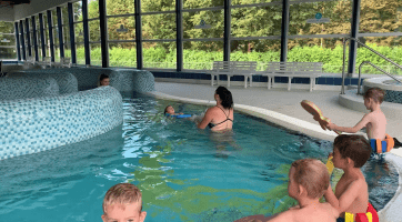 Příměstský tábor Plaváček nabídl dětem vodní zábavu i výuku plavání