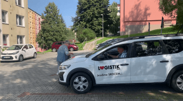 Senior taxi ve Vsetíně má nového provozovatele a rozšiřuje služby