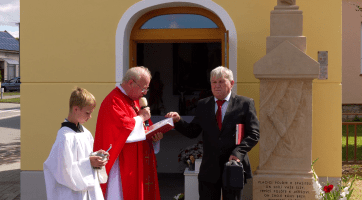 Záhorovické hody doprovodilo slavnostní svěcení zvonice