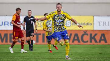 Zlín udržel s Duklou domácí neporazitelnost, z penalty srovnal Černín