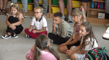 Nový školní rok přinesl překvapení pro učitele i slavnostní okamžiky pro žáky 