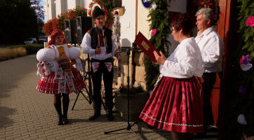 Devět krojovaných párů žádalo v Sušicích o povolení pořádání hodů