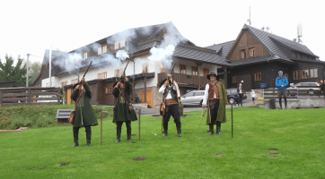 Folklorní soubory se představily na mezinárodním festivalu na Soláni