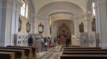 Starobylý odsvěcený kostel ožívá kulturou