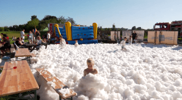 Děti se v sobotu vydaly plnit úkoly do pohádkového lesa