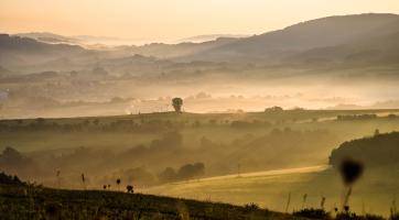 Vydejte se po naučných stezkách napříč čtyřmi regiony