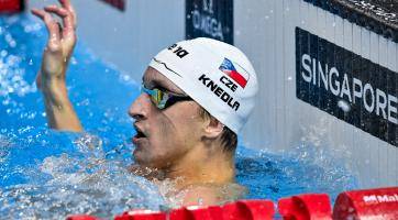 Plavec Knedla pokořil na světovém poháru český rekord na 100 metrů znak i limity pro ME