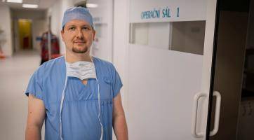 Špičkový specialista na chirurgii ruky Petr Vondra posílil tým Baťovky. Chce vybudovat nové oddělení