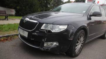 Řidička odjela od nehody v Luhačovicích, kterou sama zavinila. Je v hledáčku policie