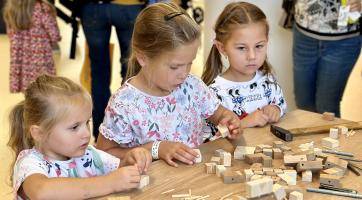 Tradiční řemesla i profese budoucnosti. Ve Zlíně se o víkendu koná oblíbený festival nejen pro děti