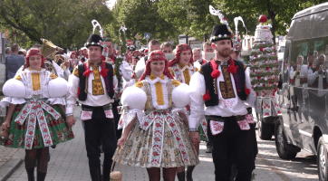 Michalské hody ve Starém Městě ukázaly silnou folklorní tradici